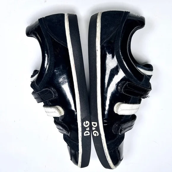 Dolce & Gabbana Mens Shoes Black White Patent Leather Sneakers DU0977Size 44